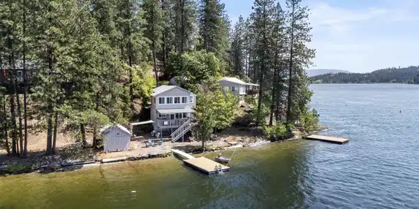 13009 N East Newman Lake Dr