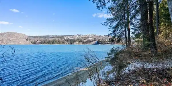 NKA Porcupine Bay Rd