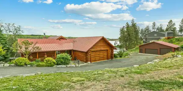 10915 S Welcome Rd