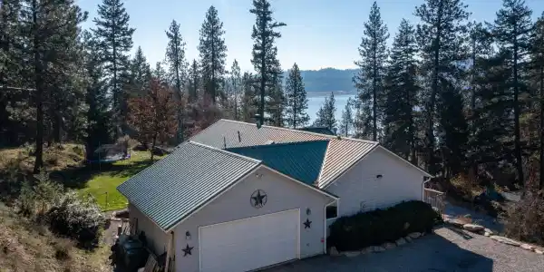 12826 N East Newman Lake Dr