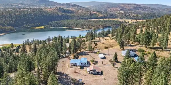 1715 Northport Flat Creek Rd