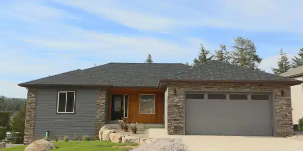 1015 E Wandermere Estates Ln