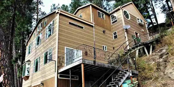 12901 N East Newman Lake