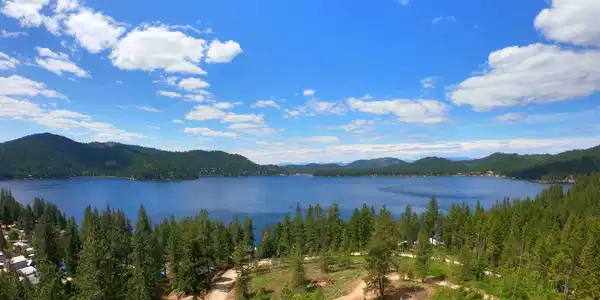xxx1 E Deer Lake
