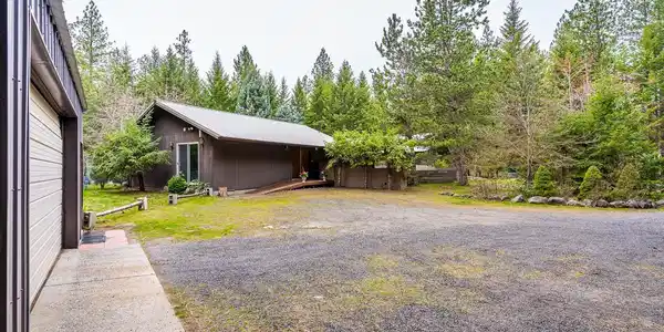 14315 W-Charles Rd