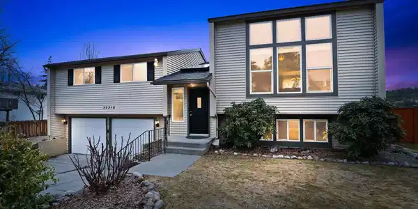 23218 E-Riverside Ave