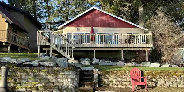 471 Bayview Blvd