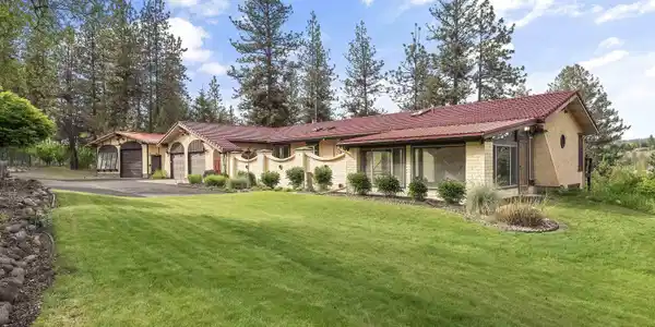 13110 W Charles Rd