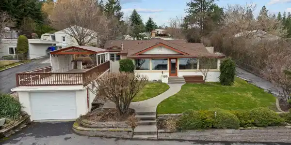 1212 S GARRY Rd