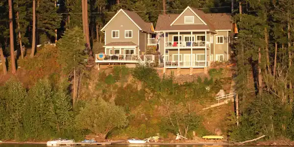 999 Southshore Diamond Lake Rd