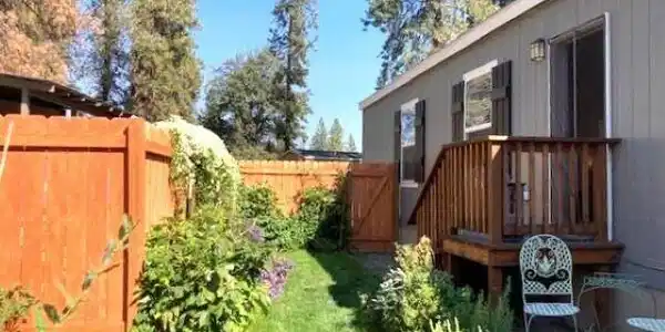 5 Columbia Dr