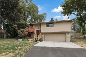 11011 S Sunnyslope
