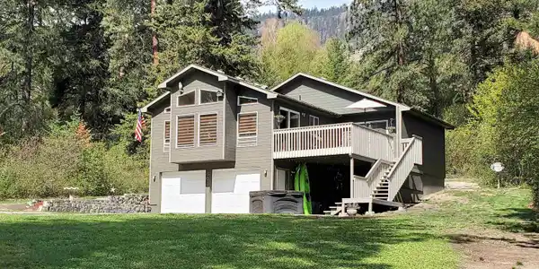 60 Columbia Dr