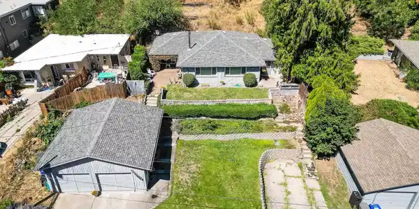 1414 S Liberty Dr