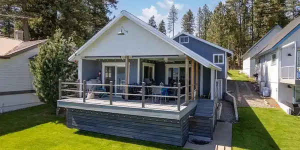 111 Terrace Ave