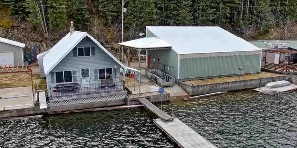 47253 E Deer Lake