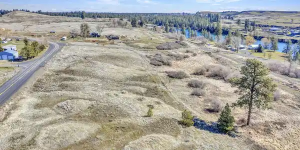 0000 W Pine Springs