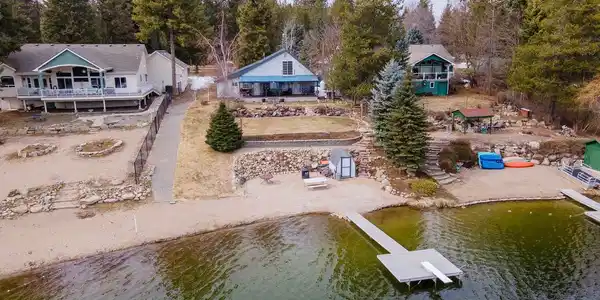 37306 N-Lakeside Dr