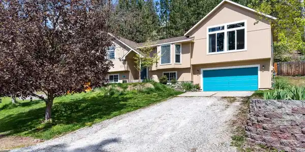 113 E Wynot Dr
