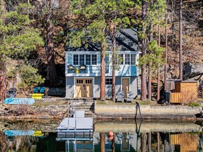 12925 N EAST NEWMAN LAKE Dr