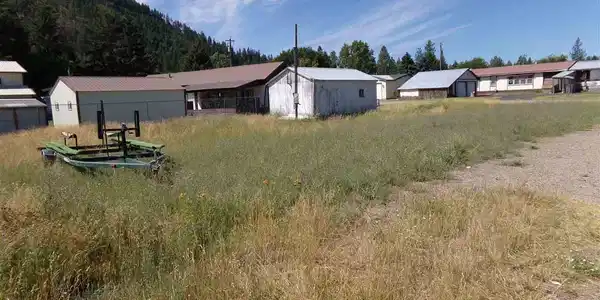 3794 W Bay