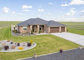 8893 Dune Lake