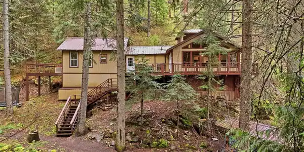 11823 N Honeymoon Bay Rd