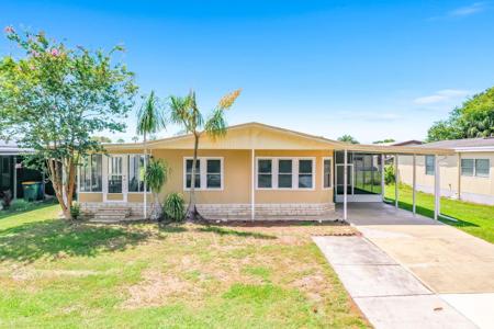 1676 ELKHART CIRCLE