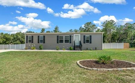 146 SE 70TH CIRCLE