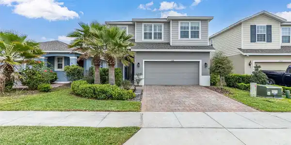 17428 PAINTED LEAF WAY