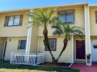 4427 DYLAN LOOP