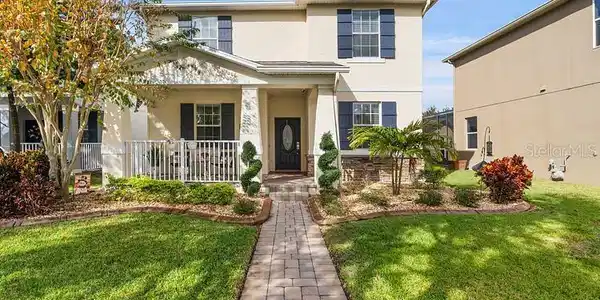 15658 AVENUE OF THE ARBORS