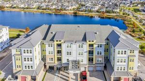 7573 LAUREATE