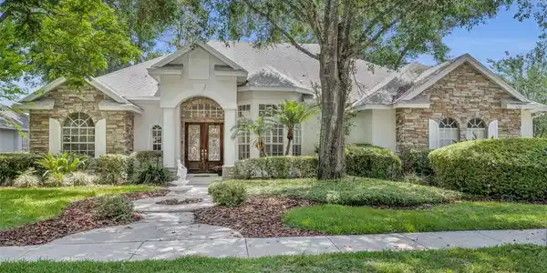 1158 SWEET HEATHER LANE