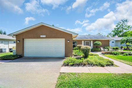 2814 LOMOND DRIVE