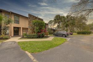 1400 TARPON WOODS