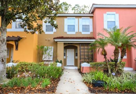 8487 CRYSTAL COVE LOOP