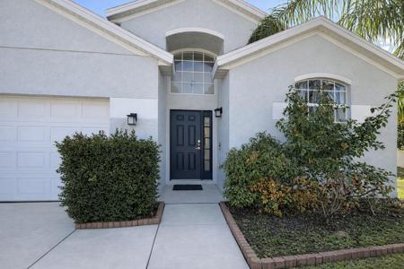 1030 VAQUERO LANE
