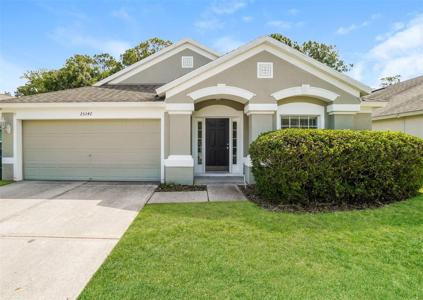 25342 LEXINGTON OAKS
