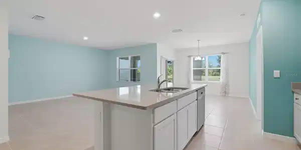 Image 4 Image 4