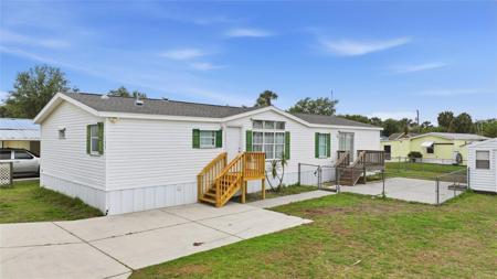 11923 SW LOOP TERRACE