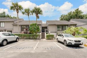 670 LAKE VILLAS