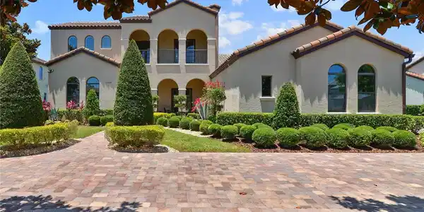 11520 WATERSTONE LOOP