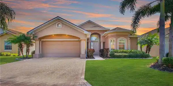 5189 PEBBLE BEACH