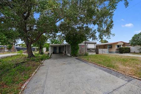 1939 HOYLE DR