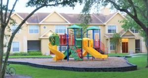 858 GRAND REGENCY POINTE