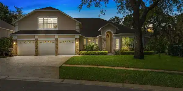 515 MAJESTIC OAK
