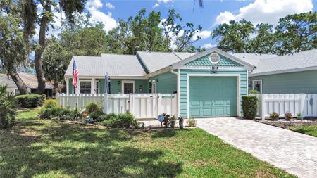 12519 KNOLLBROOK LANE