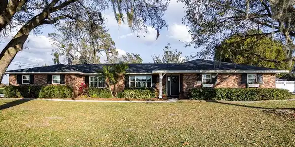 5604 STRATFORD