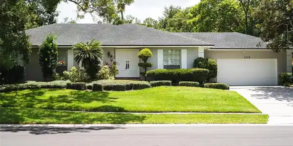 105 SPRING LAKE